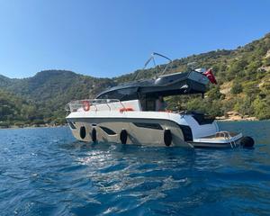 Özel yapım 11m Motoryat