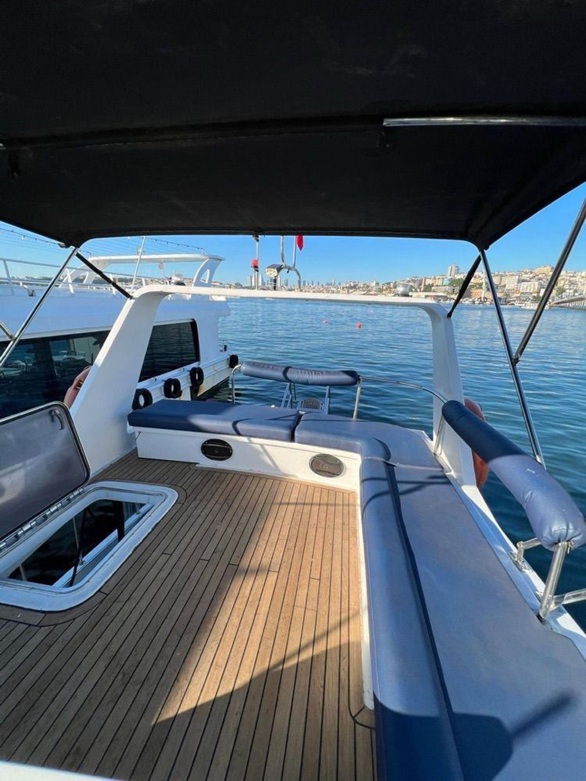 Rental Custom made 17m Motor Yacht - 395 - photo 6