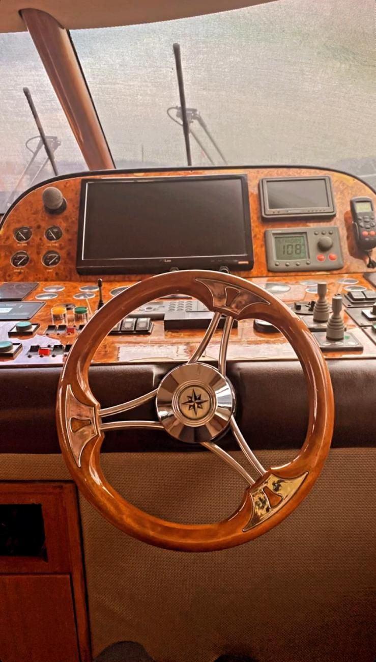 Rental Custom made 14m Motor Yacht - 385-11