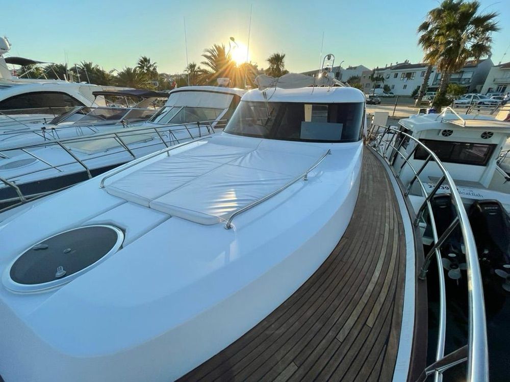 Özel yapım 14m Motoryat