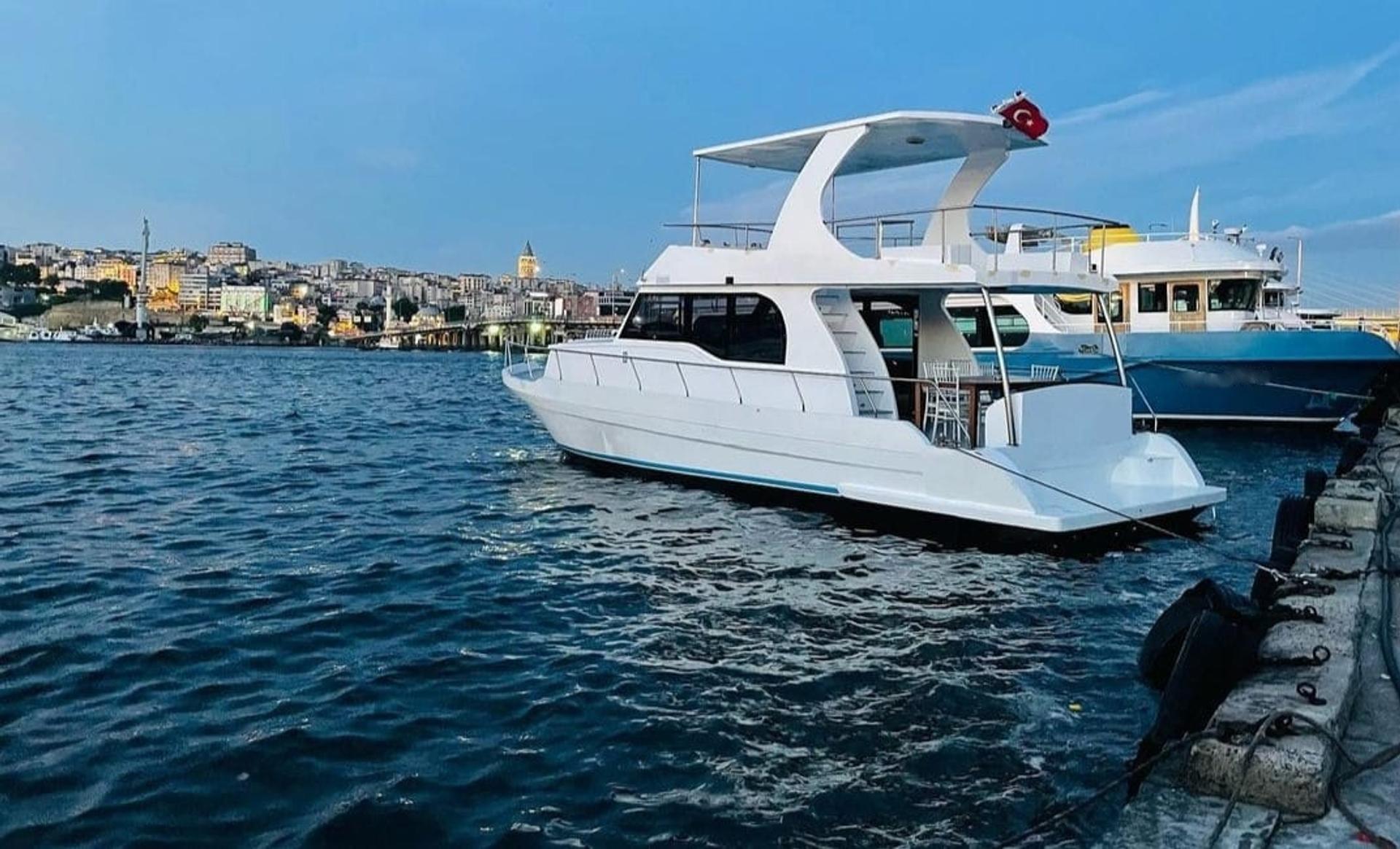 Kiralık Özel yapım 14m Motoryat - 89 - photo 6