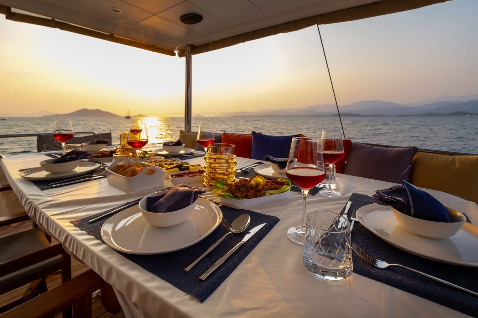 Özel yapım 18m Motoryat