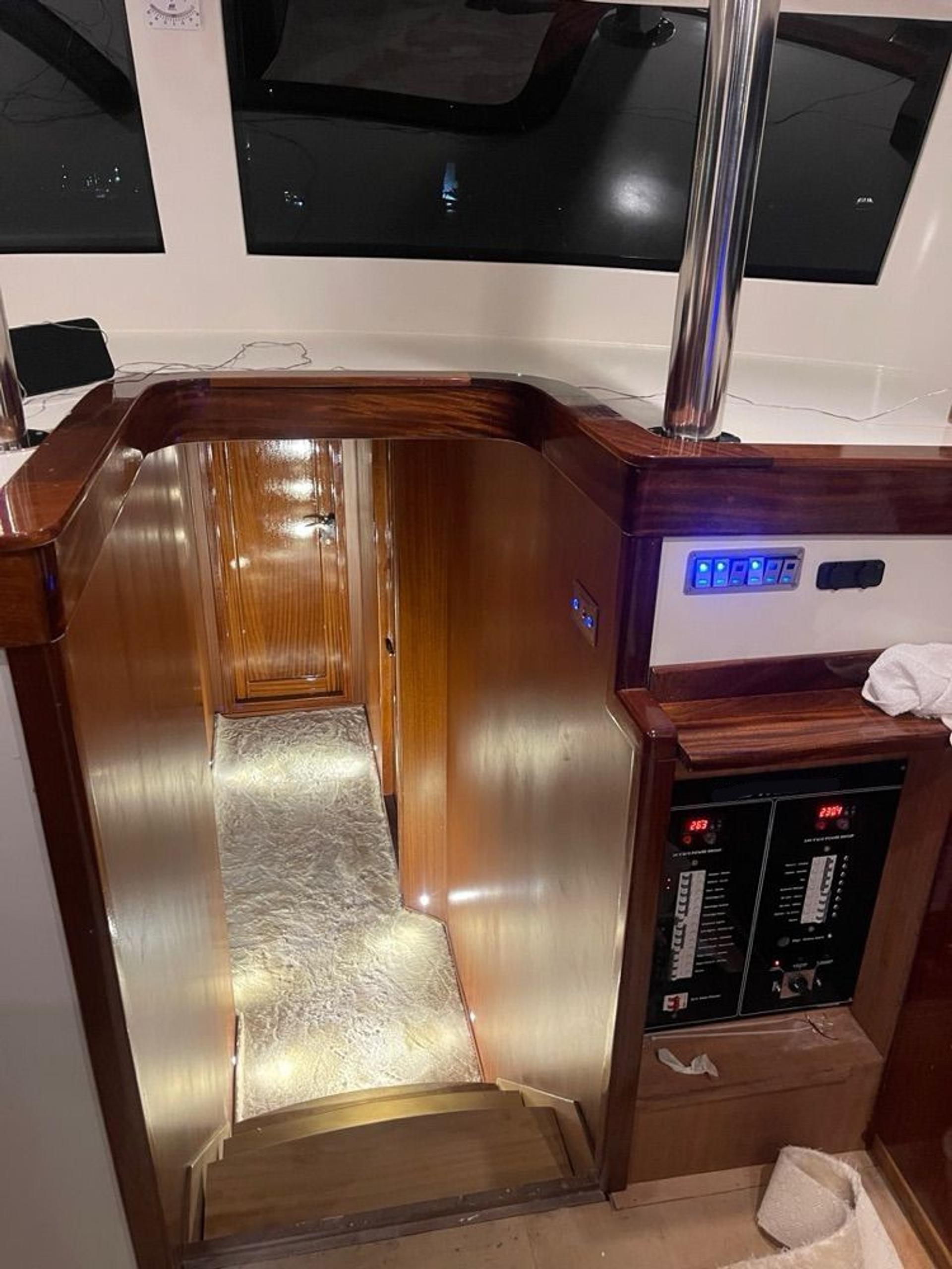 Rental Custom made 14m Motor Yacht - 619 - photo 21