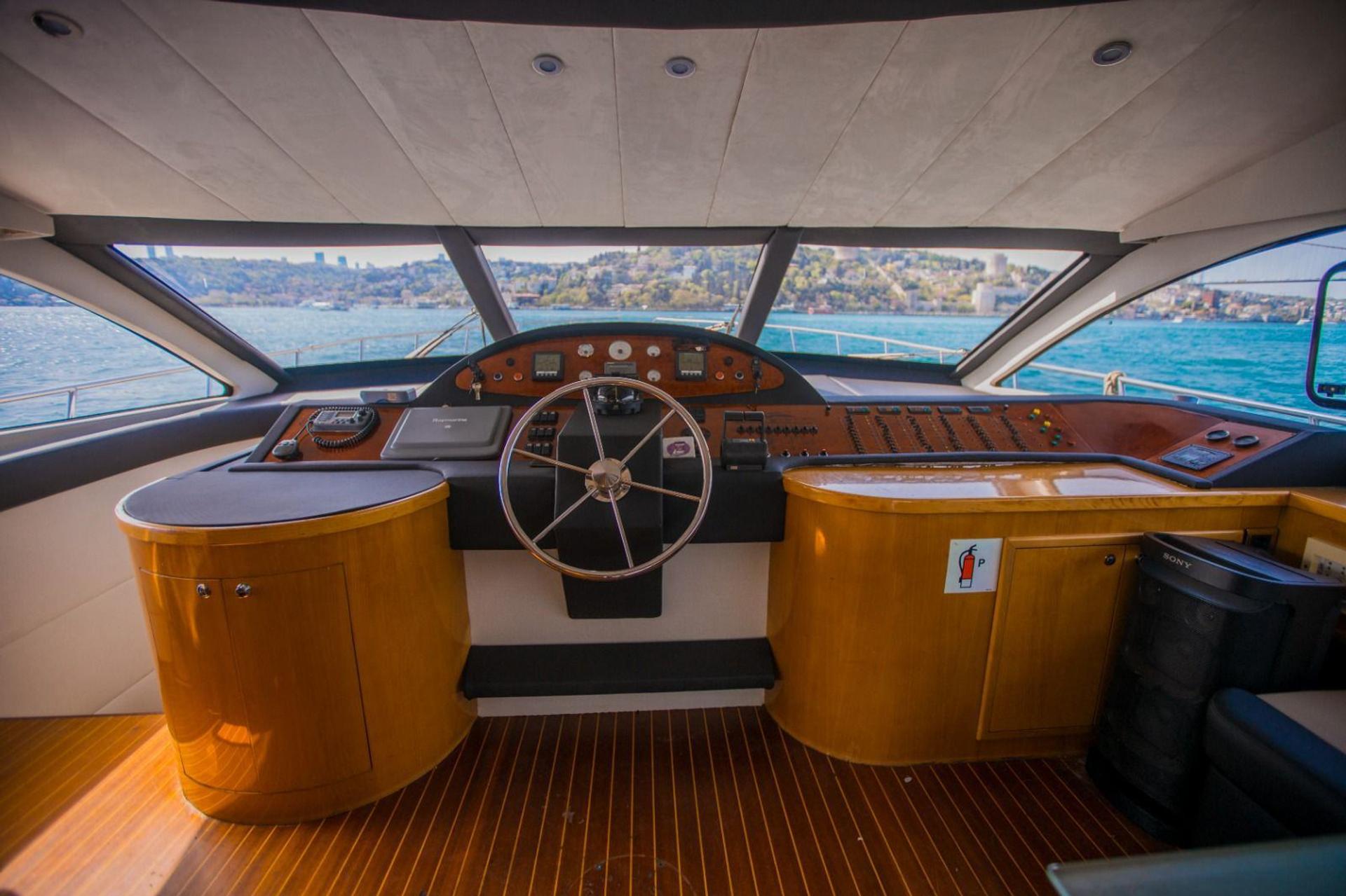 Kiralık Azimut 22m Motoryat - 227 - photo 14