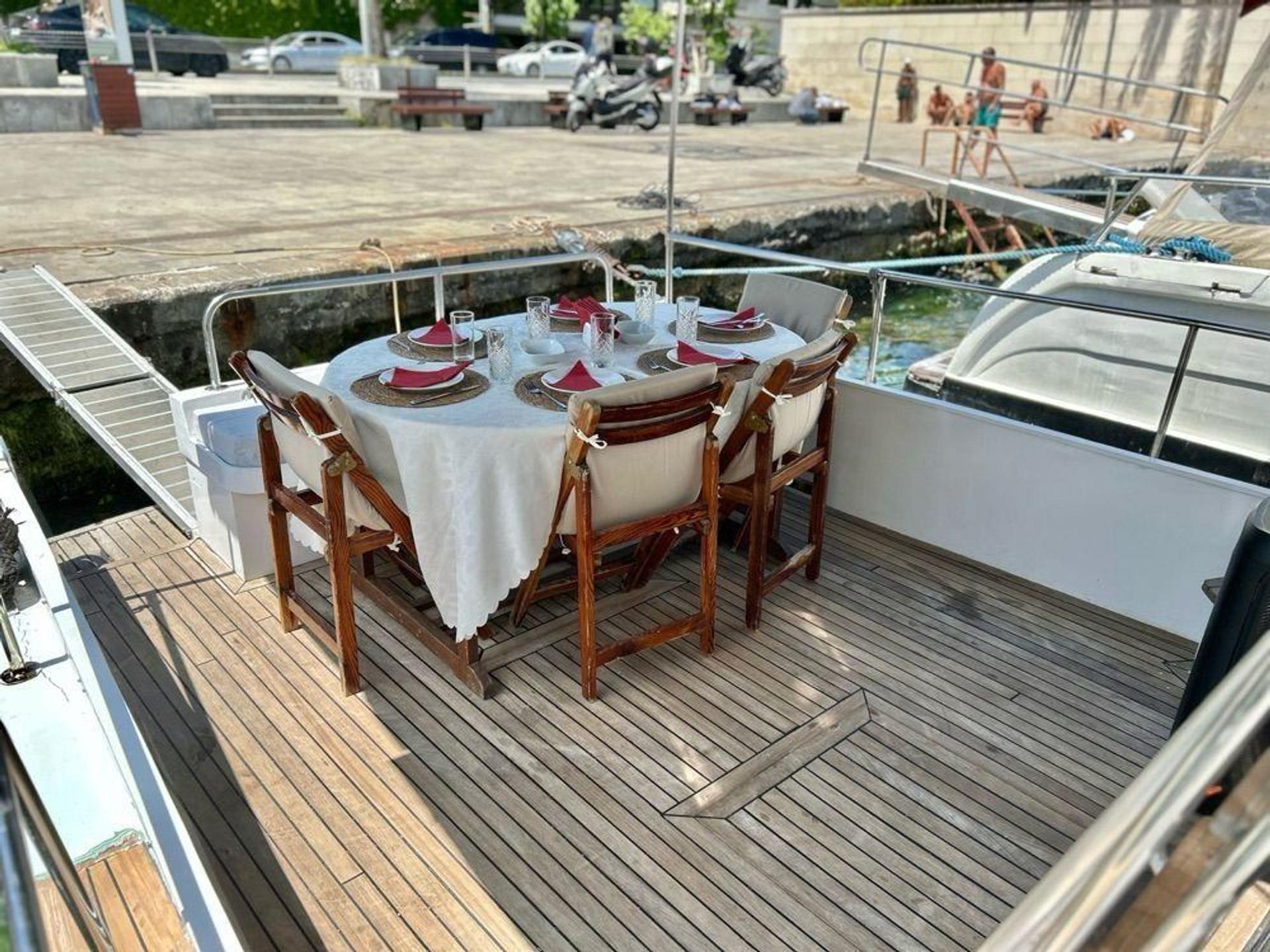 Kiralık Özel yapım 12m Motoryat - 555 - photo 4