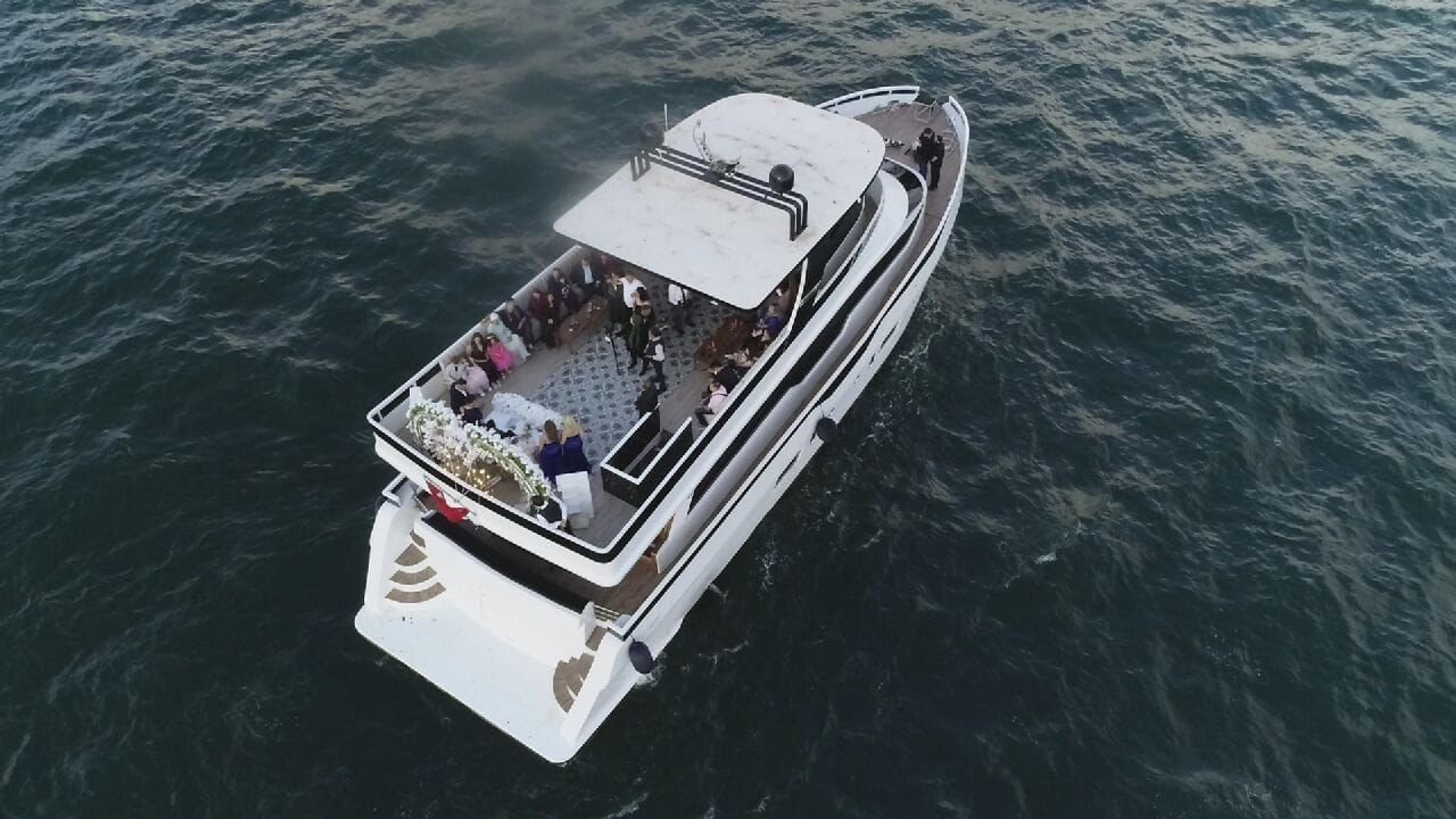 Rental Custom made 24m Party Boat - 933 - photo 8