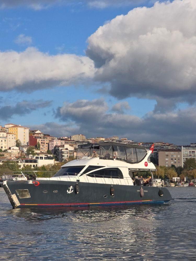 Rental Azimut 18m Motor Yacht - 355-1