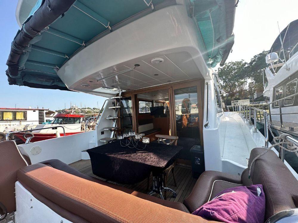 Rental Custom made 15m Motor Yacht - 672-4