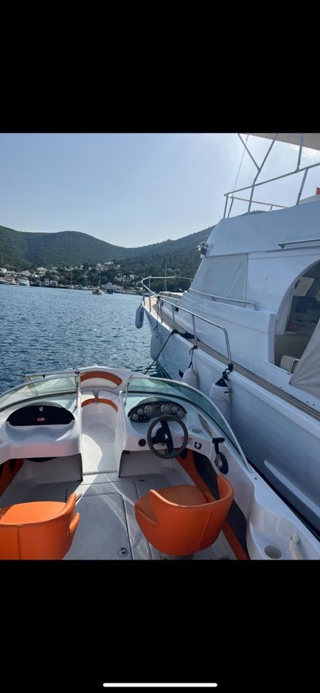 Sea Ray 6m Sürat Teknesi