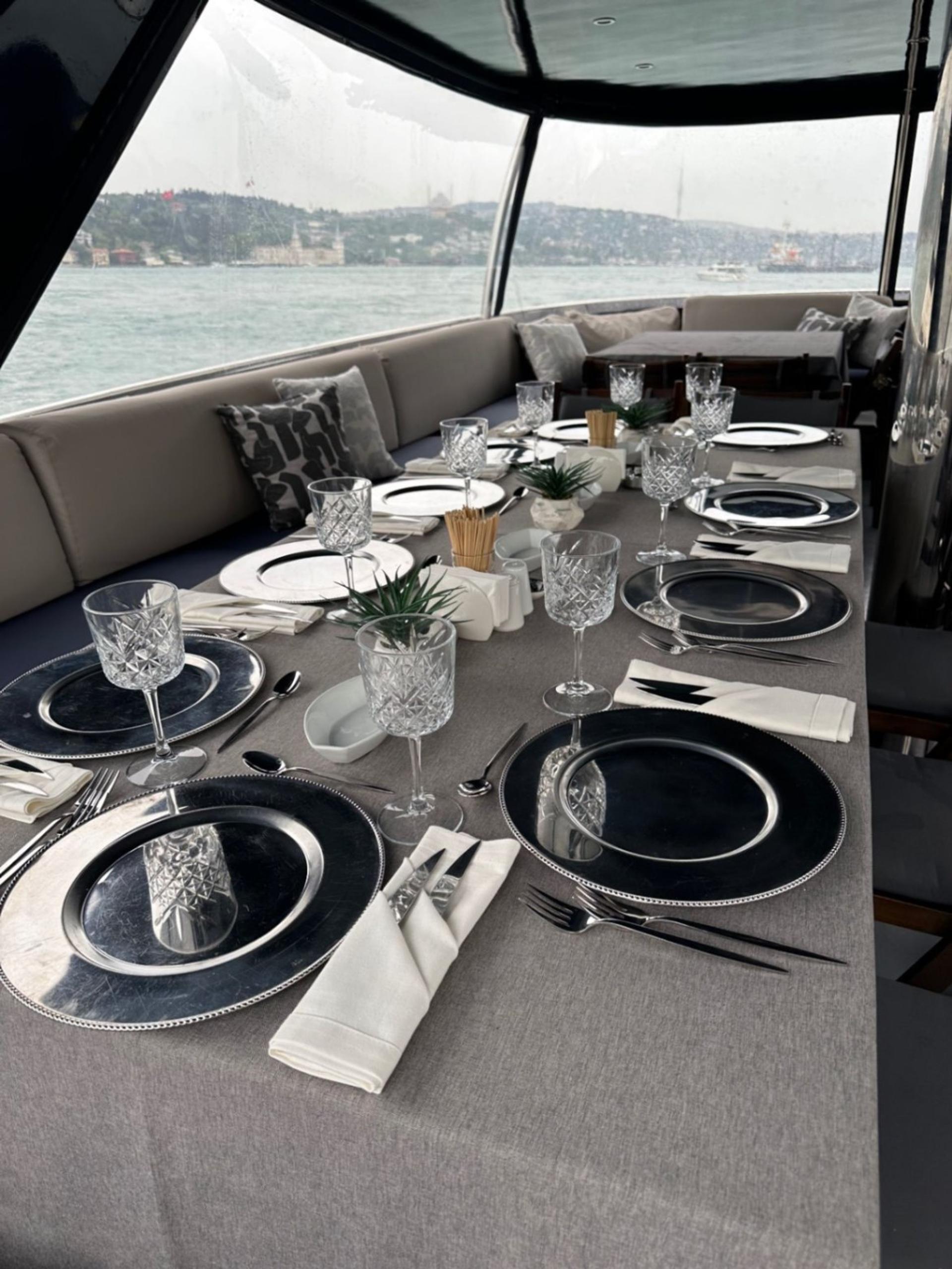 Rental Custom made 22m Motor Yacht - 152 - photo 12