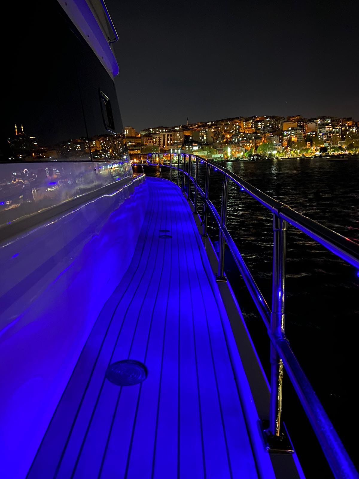 Özel yapım 17m Motoryat