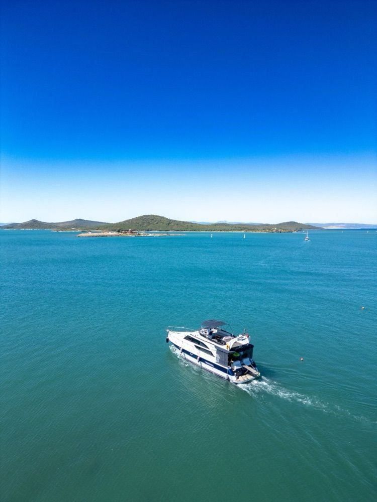 Özel yapım 16m Motoryat