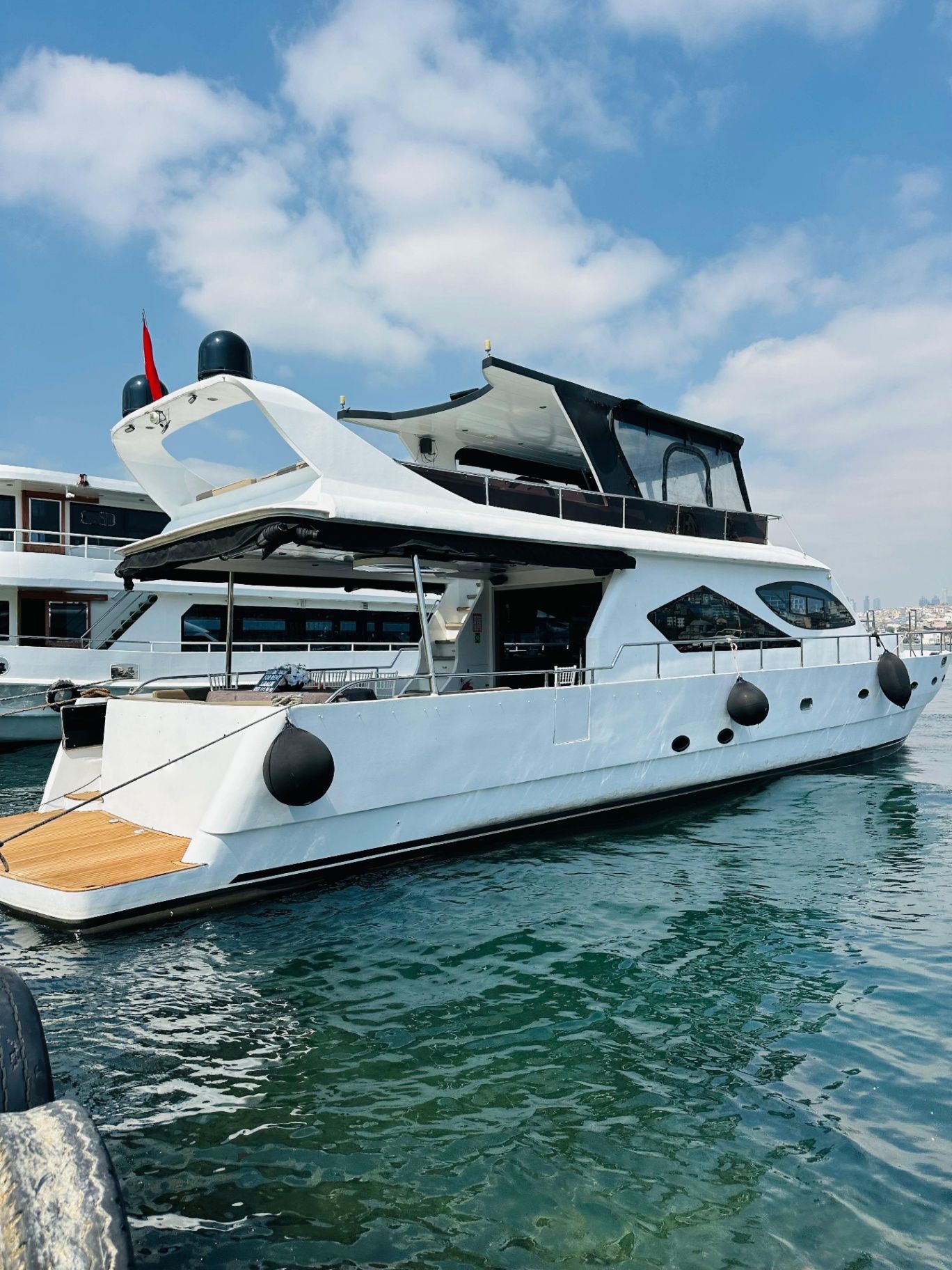 Özel yapım 22m Motoryat