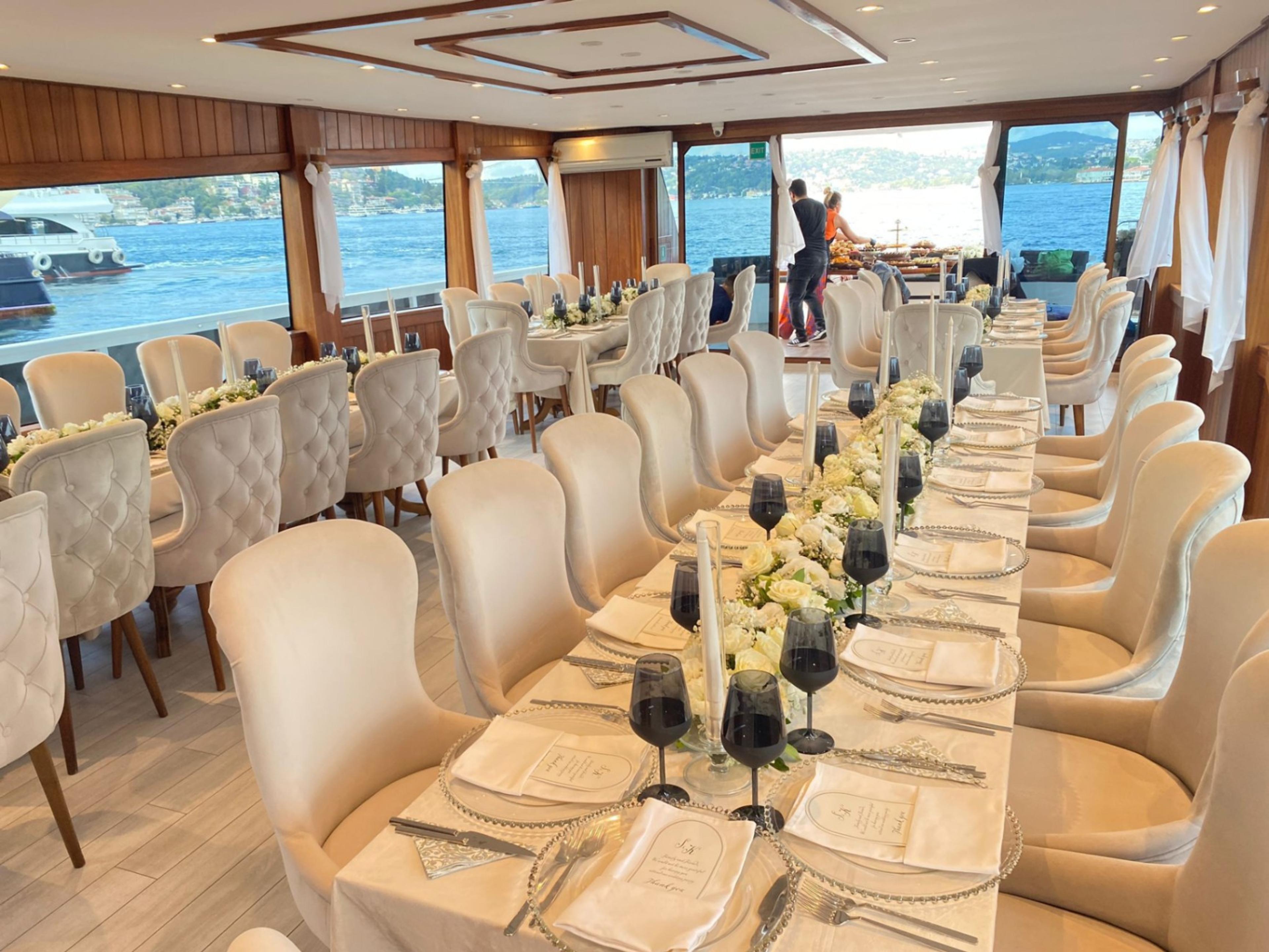Rental Custom made 24m Party Boat - 933 - photo 12