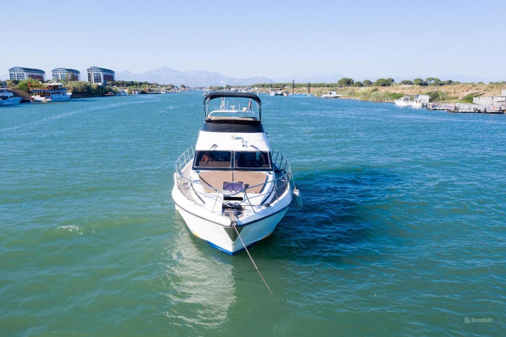 Rental Eurocraft 13m Motor Yacht - 565 - photo 9