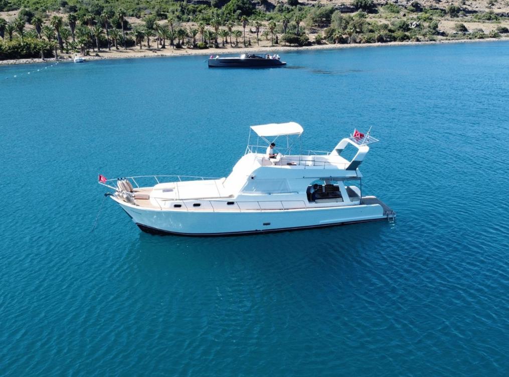 Rental Custom made 14m Motor Yacht - 393-0