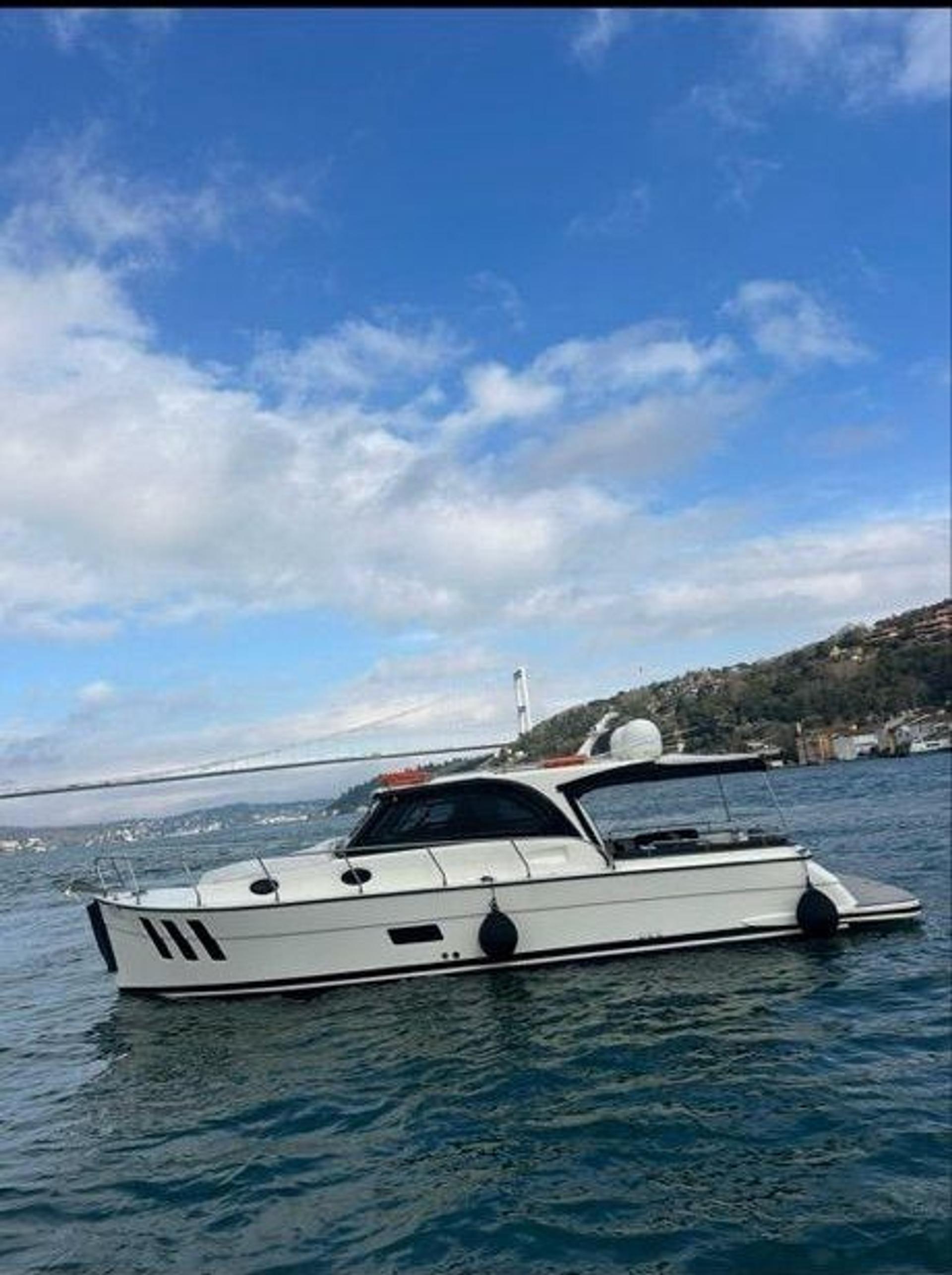 Rental Custom made 13m Motor Yacht - 1102 - photo 3