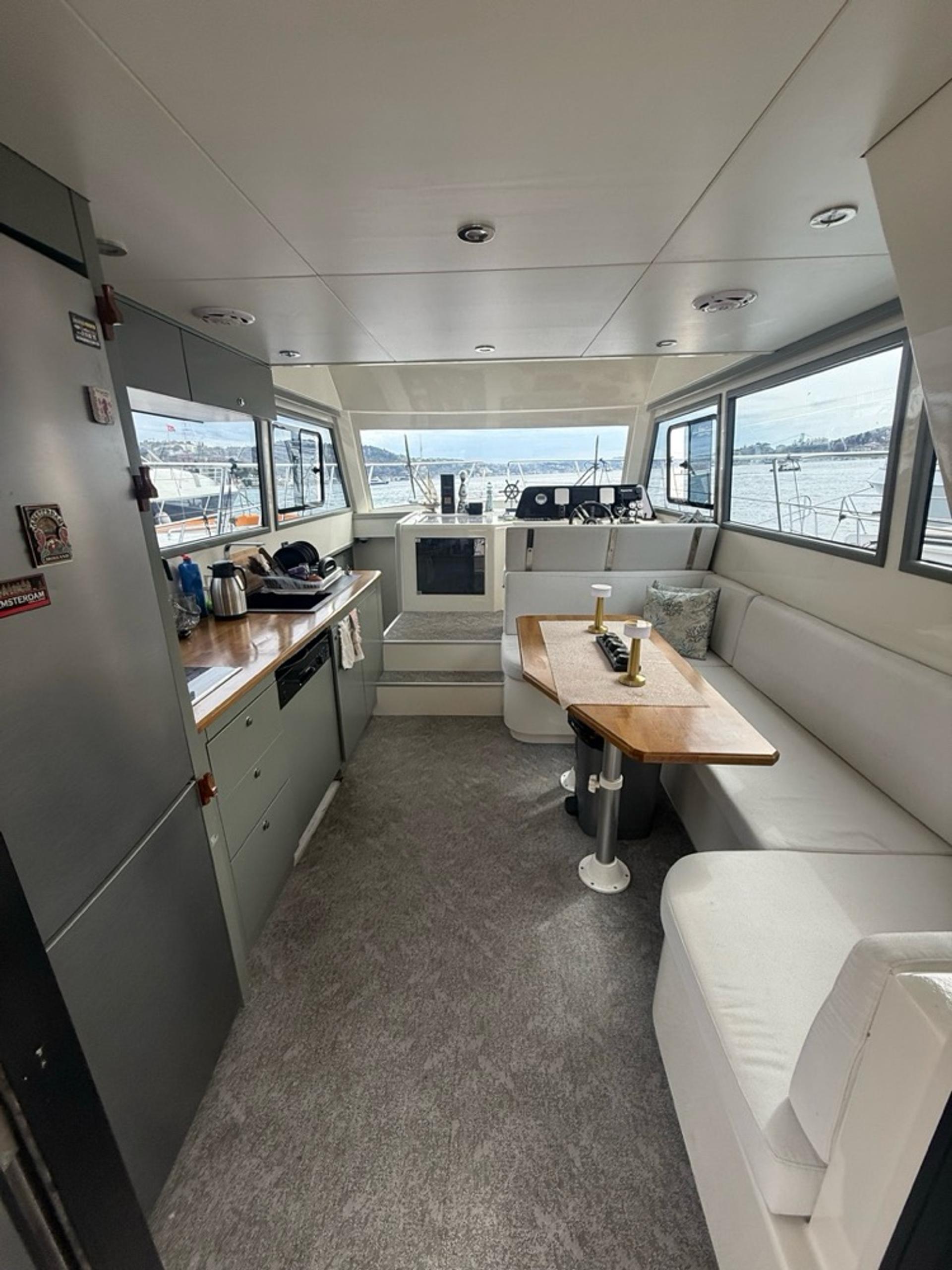Rental Custom made 14m Motor Yacht - 381 - photo 9