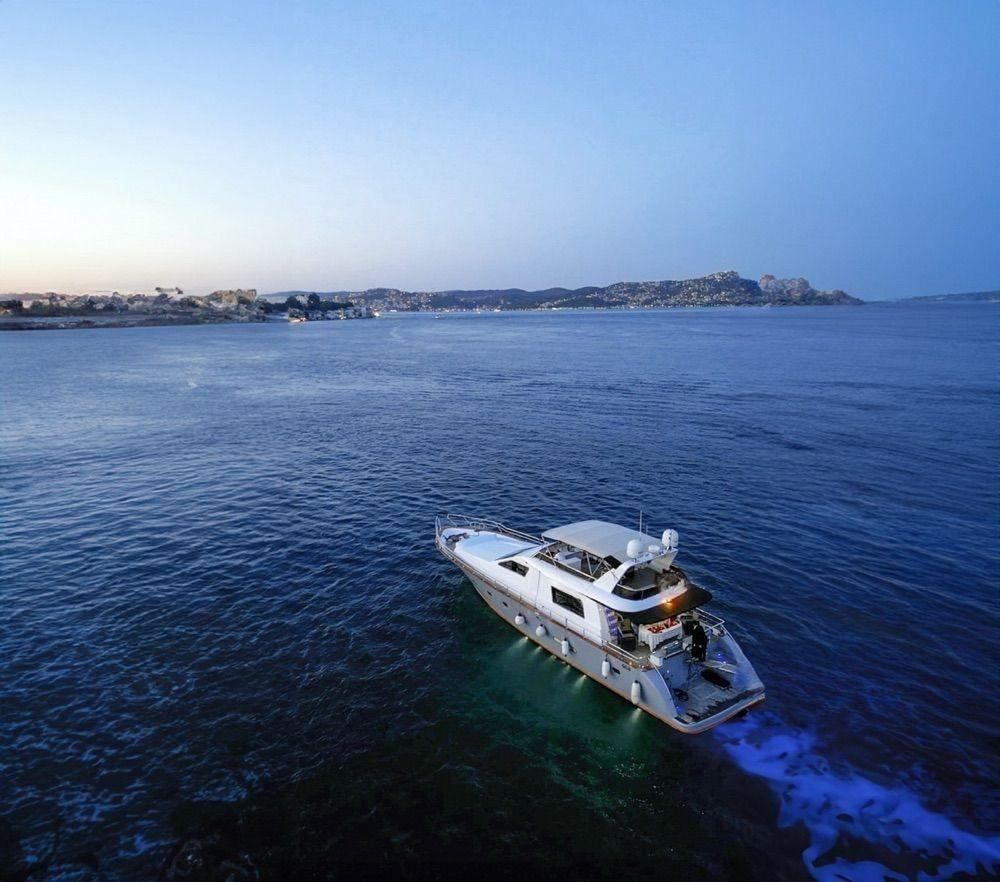 Özel yapım 24m Motoryat