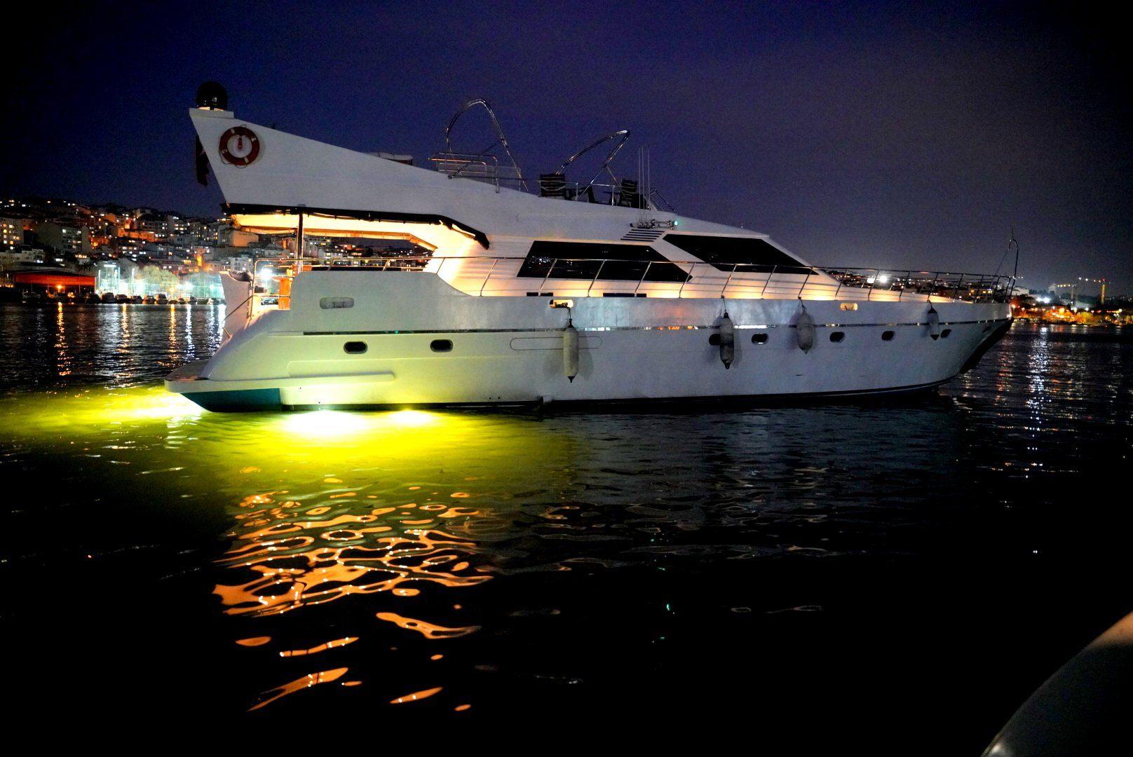 Rental Custom made 24m Motor Yacht - 814 - photo 29