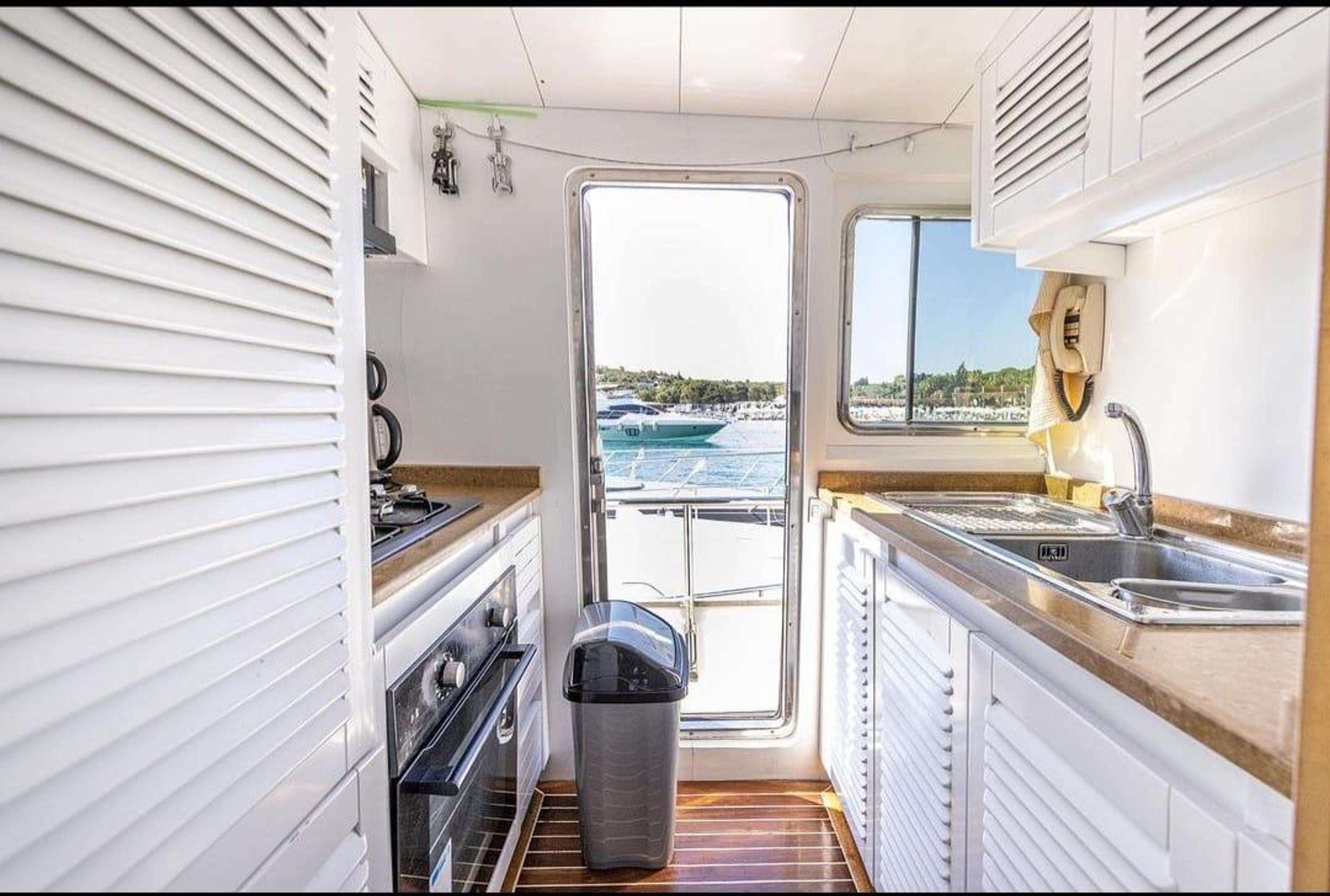 Rental Canados 20m Motor Yacht - 519 - photo 24