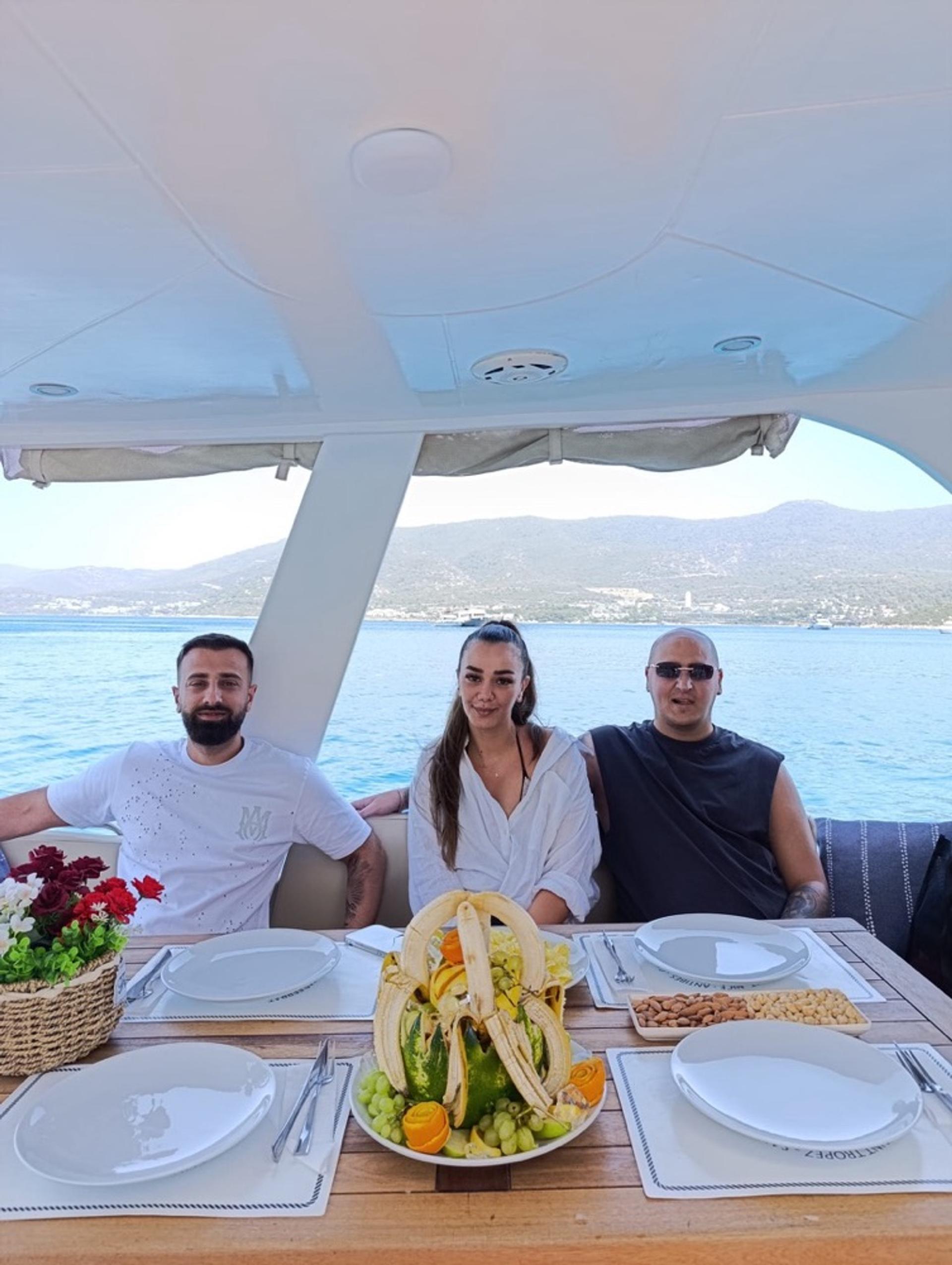Rental Custom made 14m Motor Yacht - 393 - photo 20