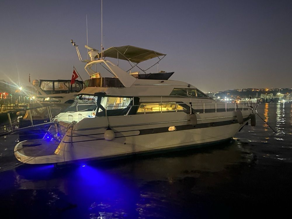 Mochi Craft 16m Motor Yacht