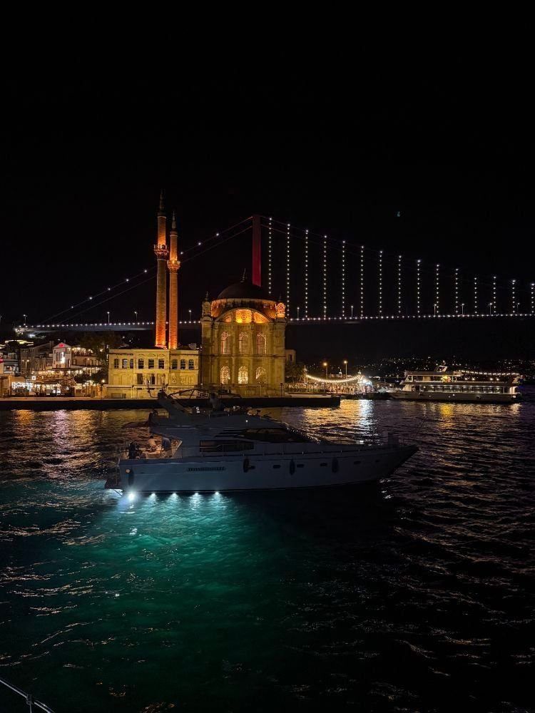 Özel yapım 18m Motoryat