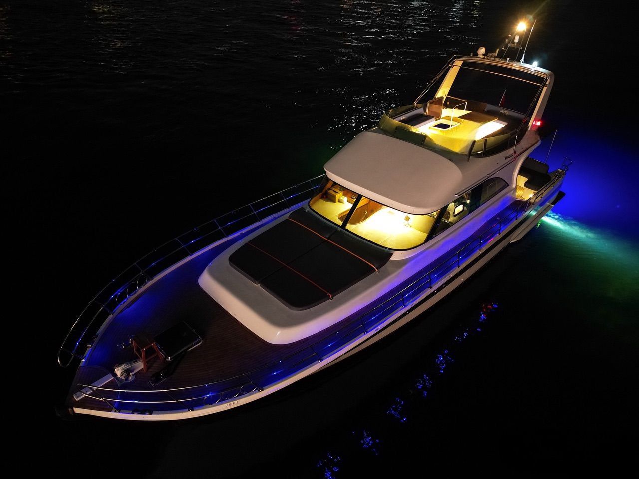 Kiralık Özel yapım 17m Motoryat - 35 - photo 2