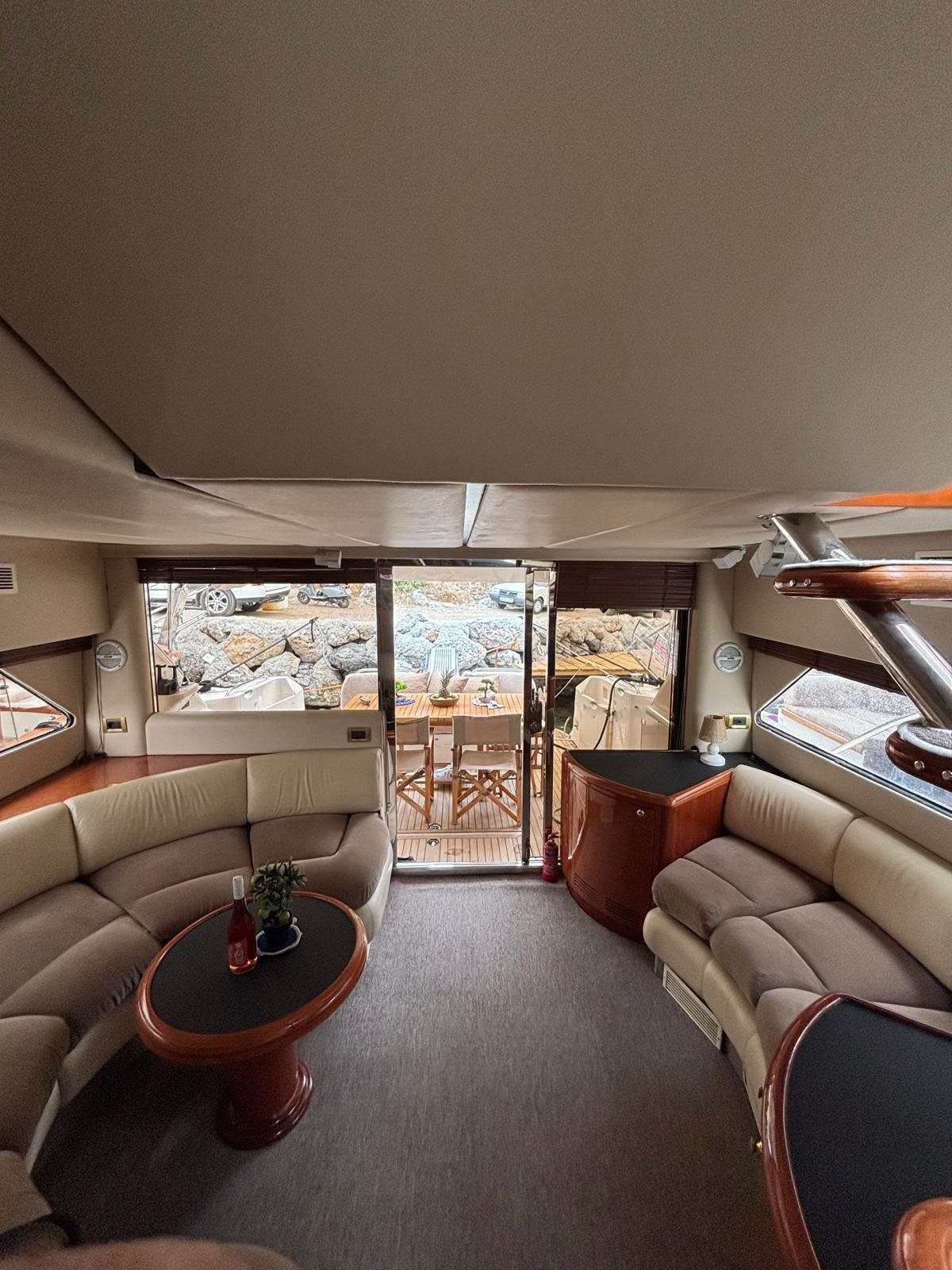 Princess 18m Motoryat