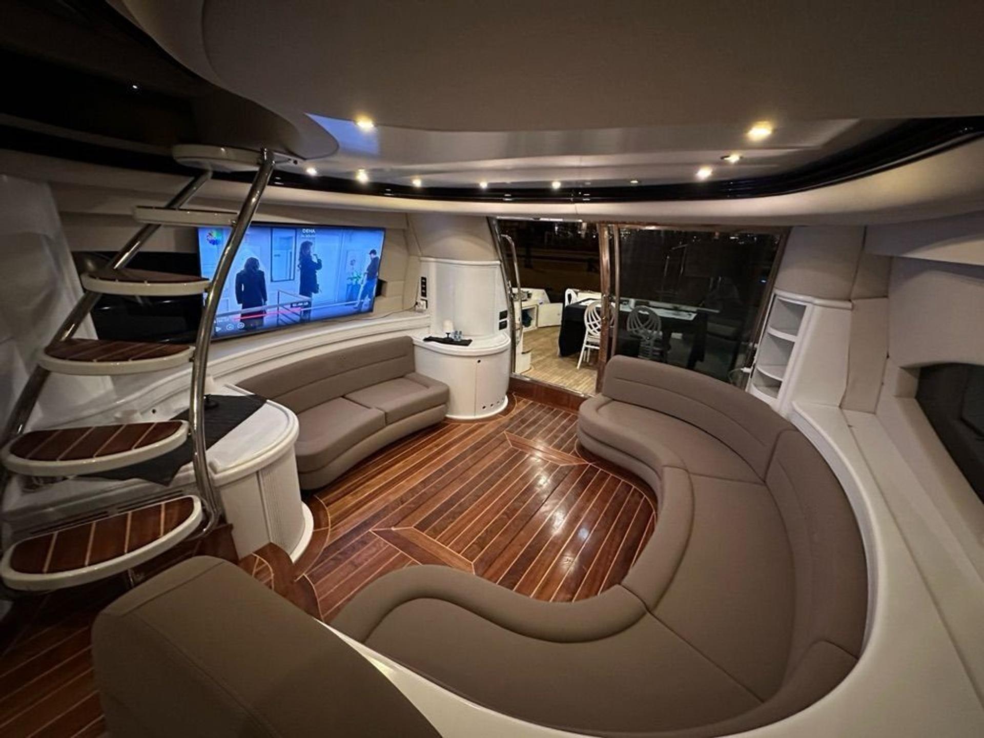 Kiralık Azimut 22m Motoryat - 347 - photo 11