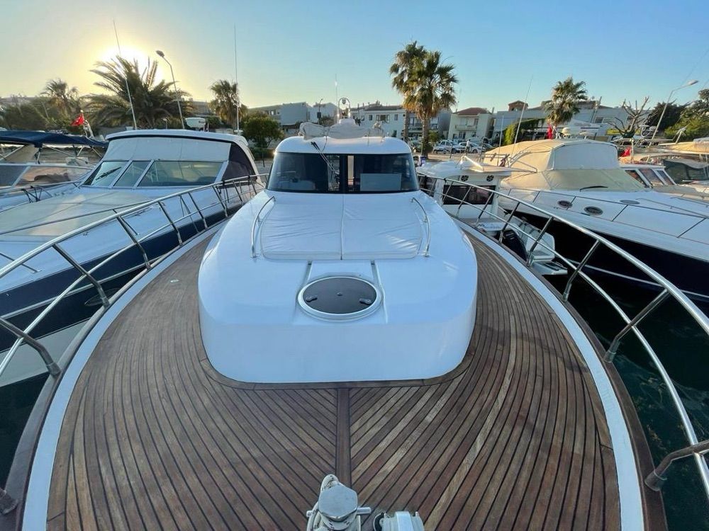 Özel yapım 14m Motoryat