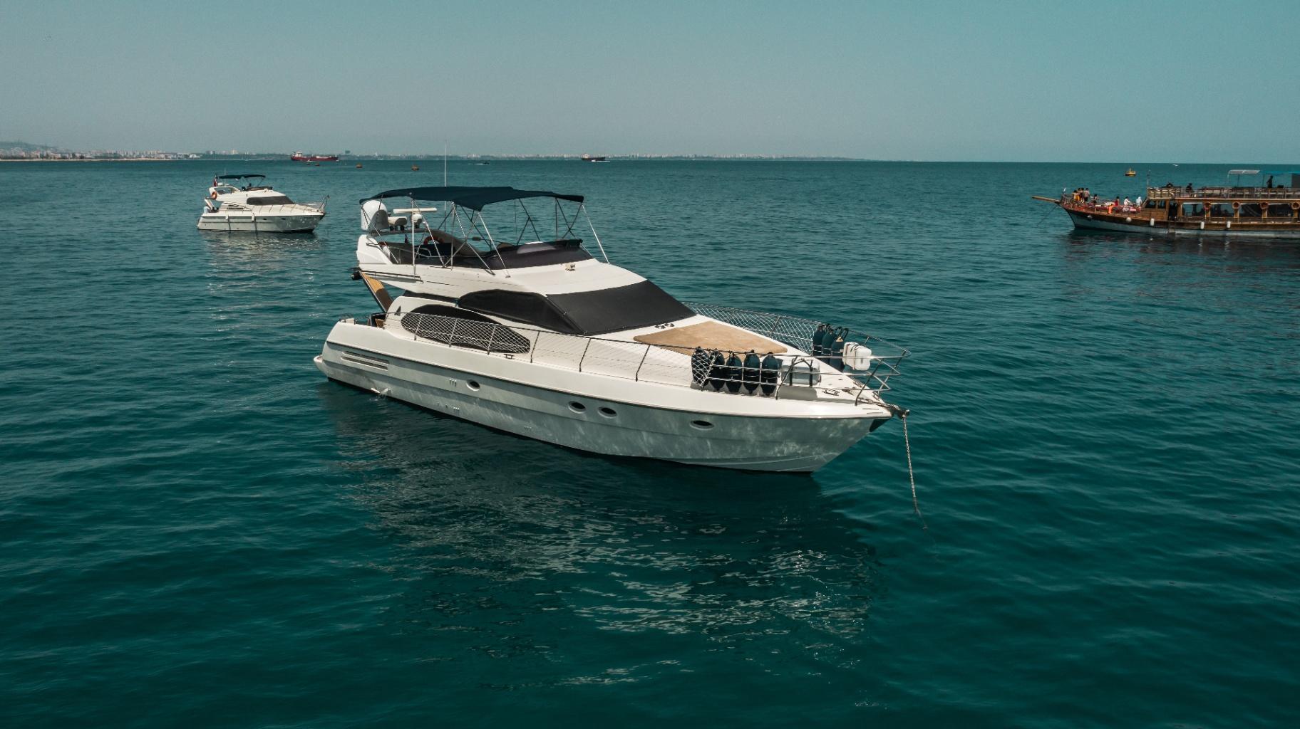 Kiralık Azimut 18m Motoryat - 511-0