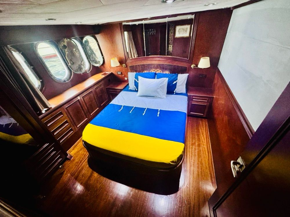 Özel yapım 33m Motoryat