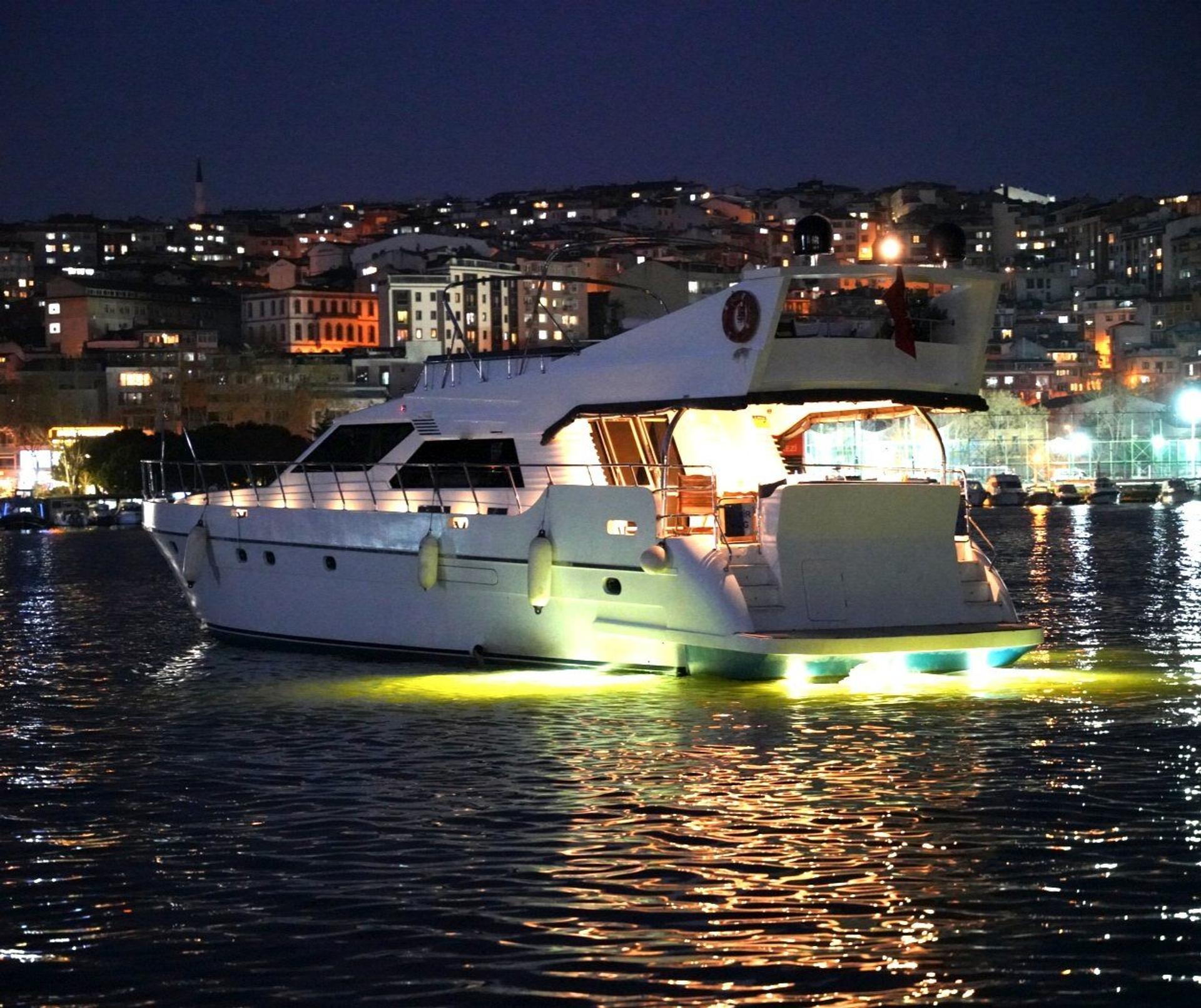 Kiralık Özel yapım 24m Motoryat - 814 - photo 5