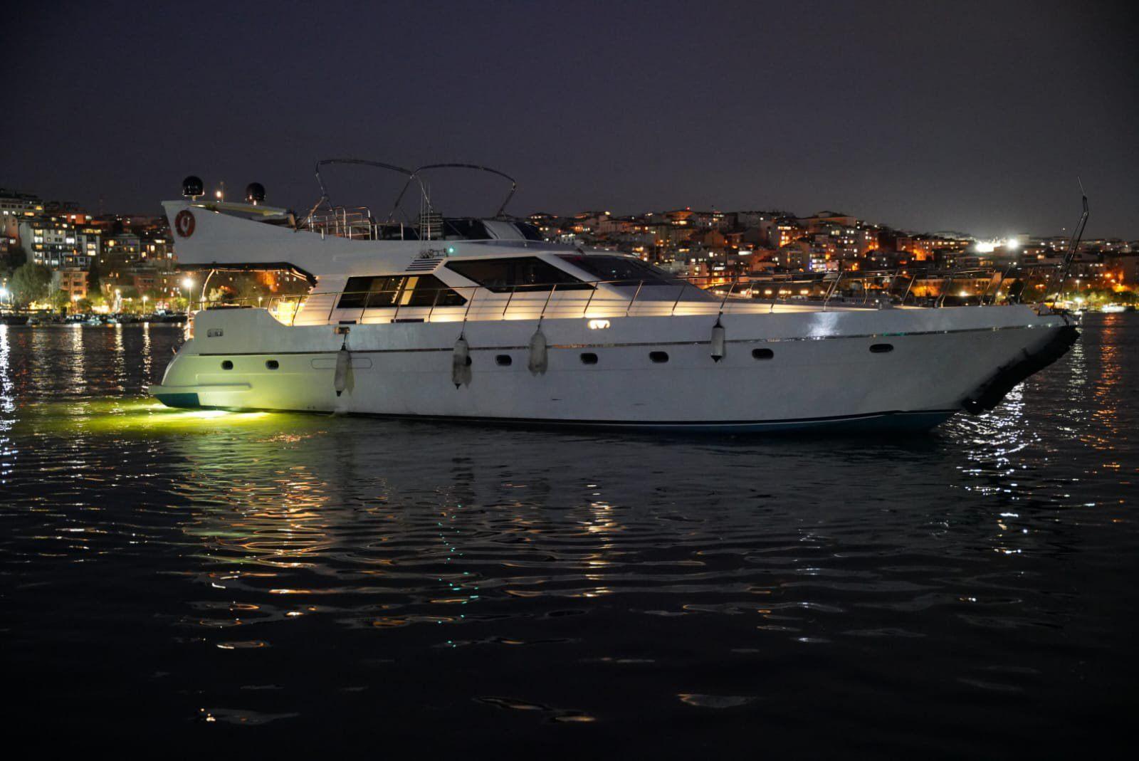 Rental Custom made 24m Motor Yacht - 814 - photo 30