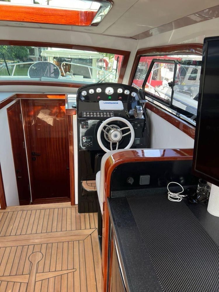 Custom made 12m Motor Yacht