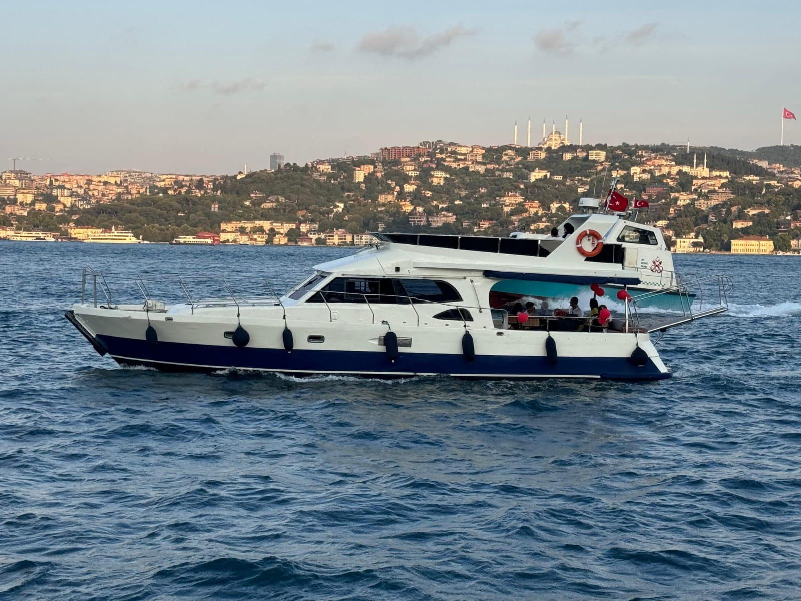 Rental Custom made 15m Motor Yacht - 219-11