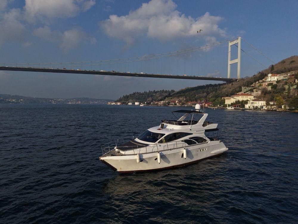 Rental Azimut 19m Motor Yacht - 746-7