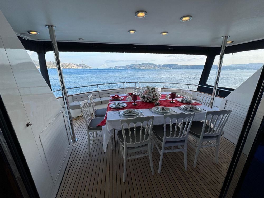 Alalunga 26m Motor Yacht