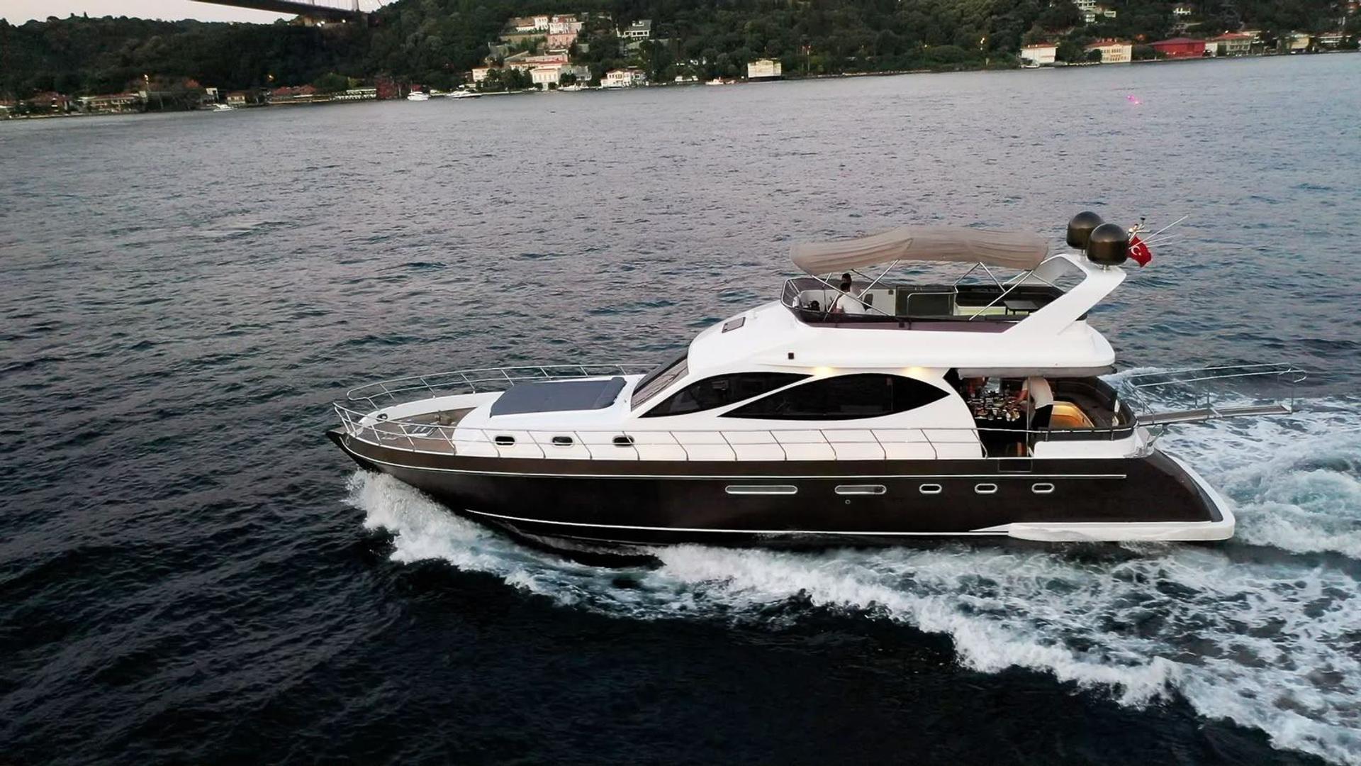 Kiralık Özel yapım 50m Motoryat - 1162 - photo 5