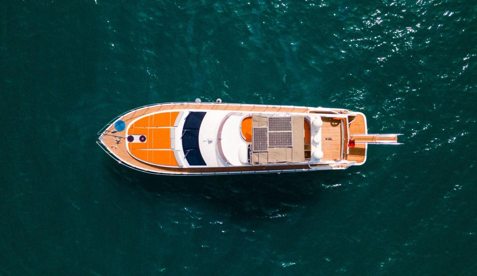 Kiralık Azimut 22m Motoryat - 227 - photo 23