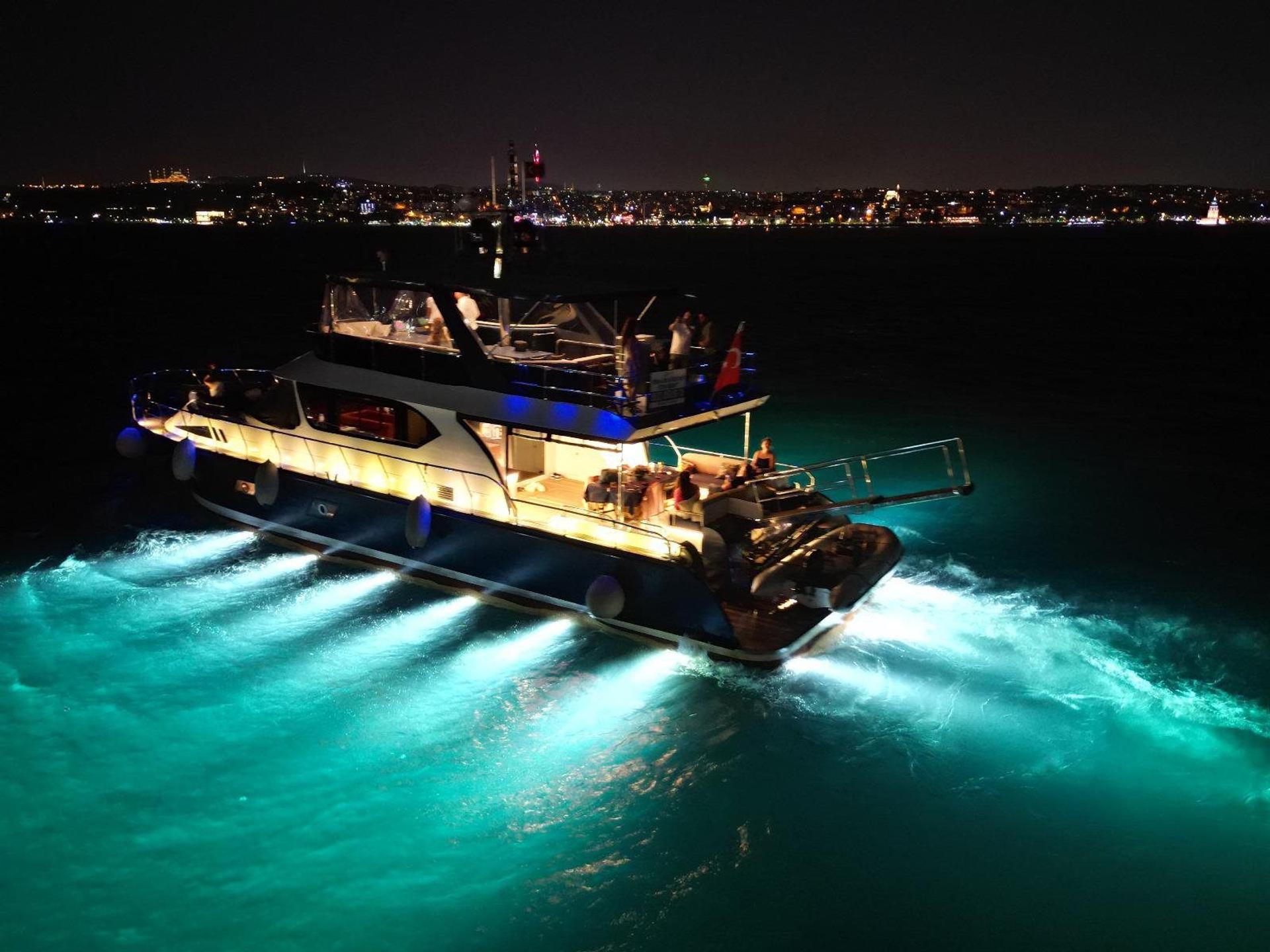 Rental Custom made 22m Motor Yacht - 152 - photo 3