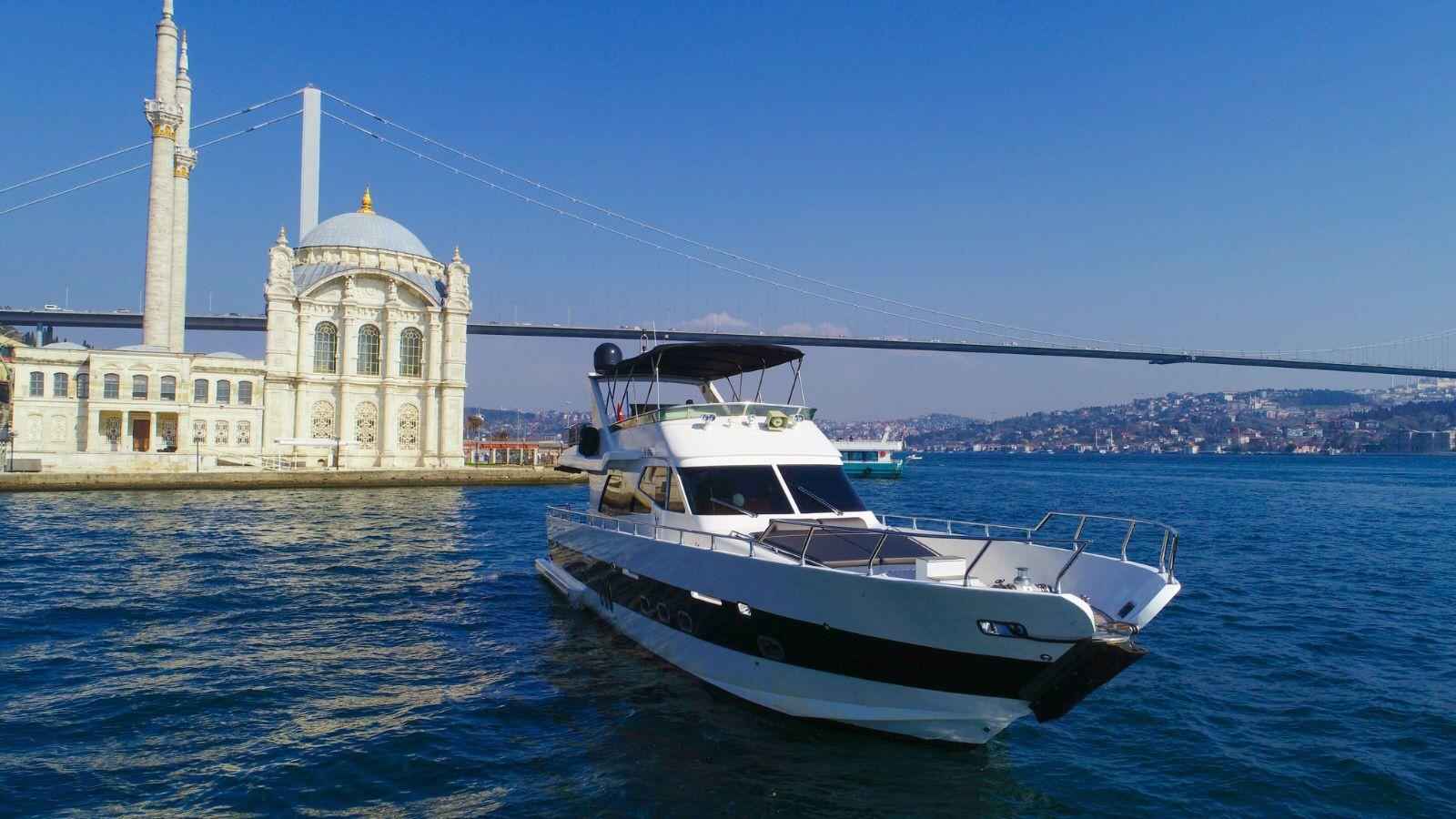 Rental Custom made 22m Motor Yacht - 52-12