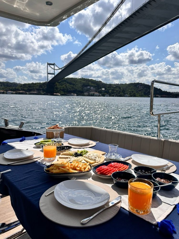 Özel yapım 14m Motoryat