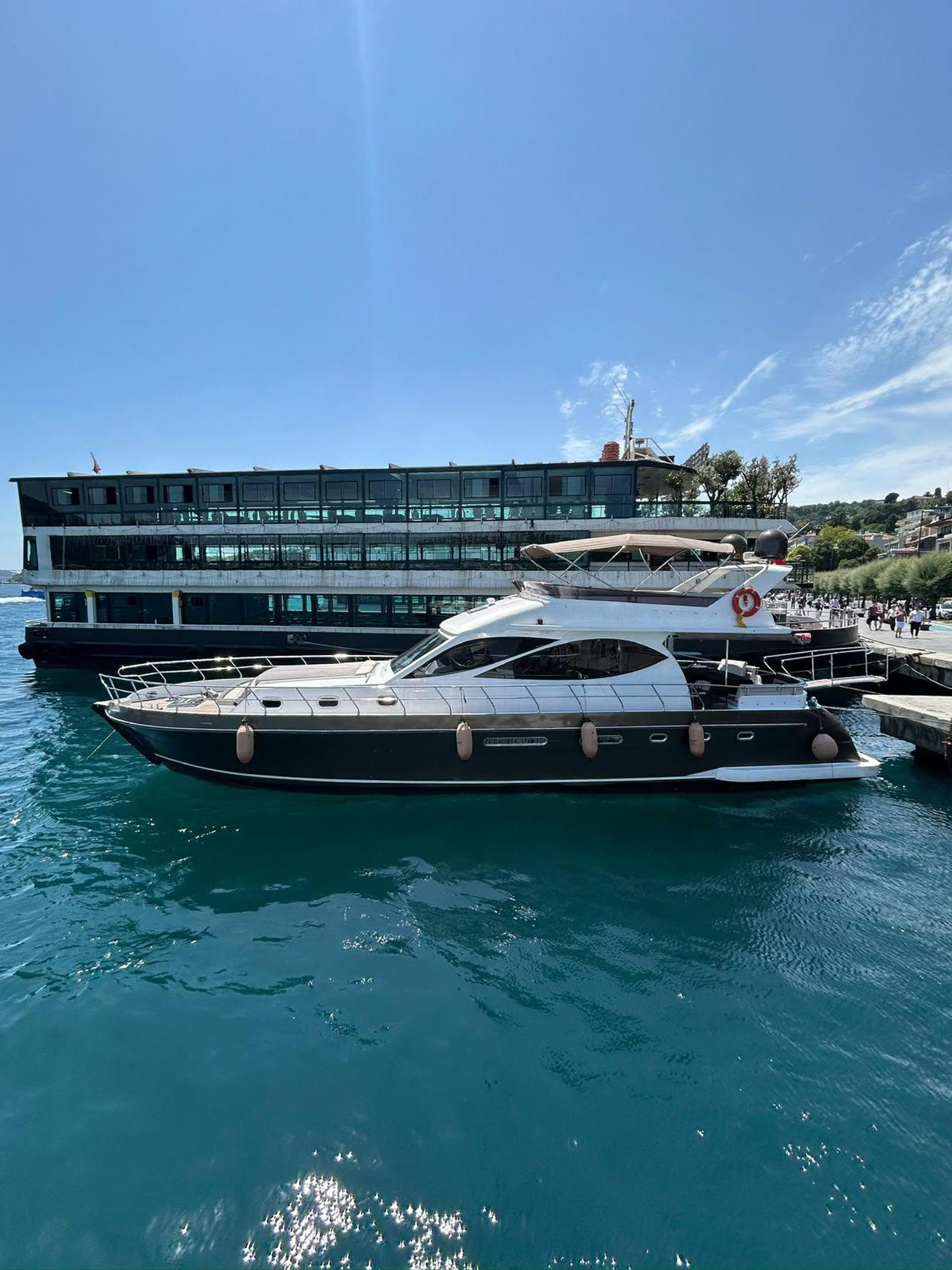 Kiralık Özel yapım 50m Motoryat - 1162 - photo 7