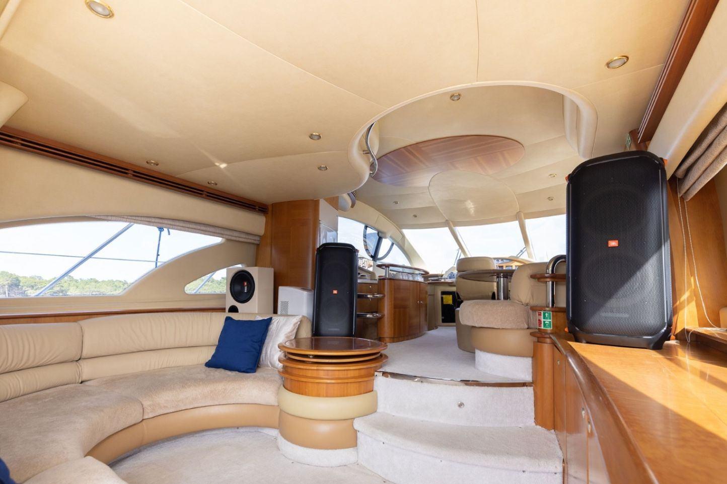 Kiralık Azimut 17m Motoryat - 909-7