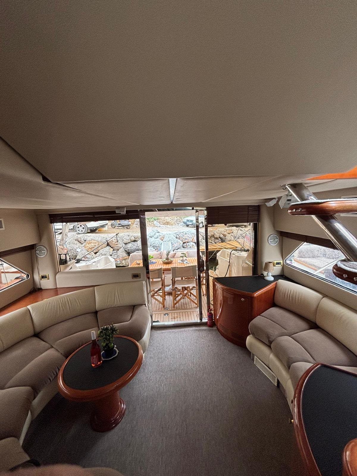 Princess 18m Motoryat