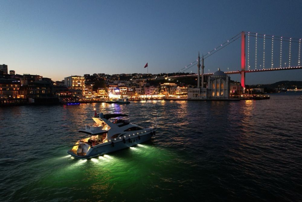 Azimut 19.5m Motor Yacht