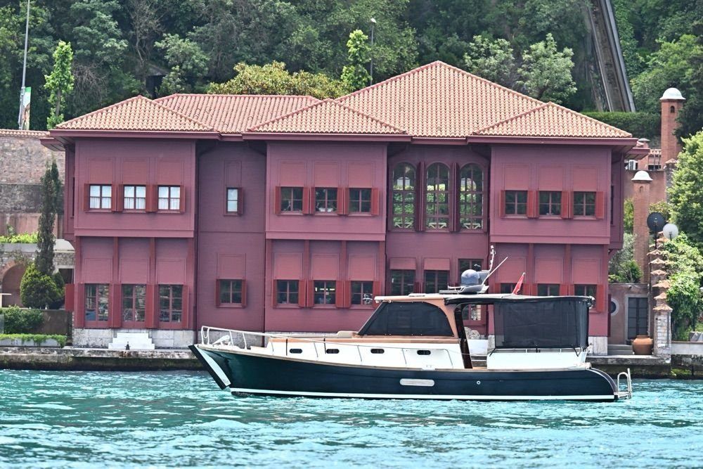 Custom made 11m Motor Yacht